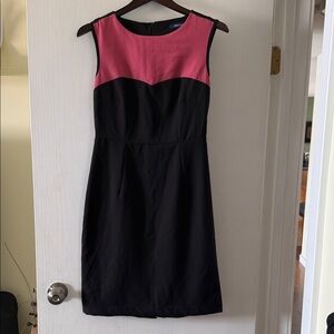Elegant Pink and Black Sleeveless Dress
